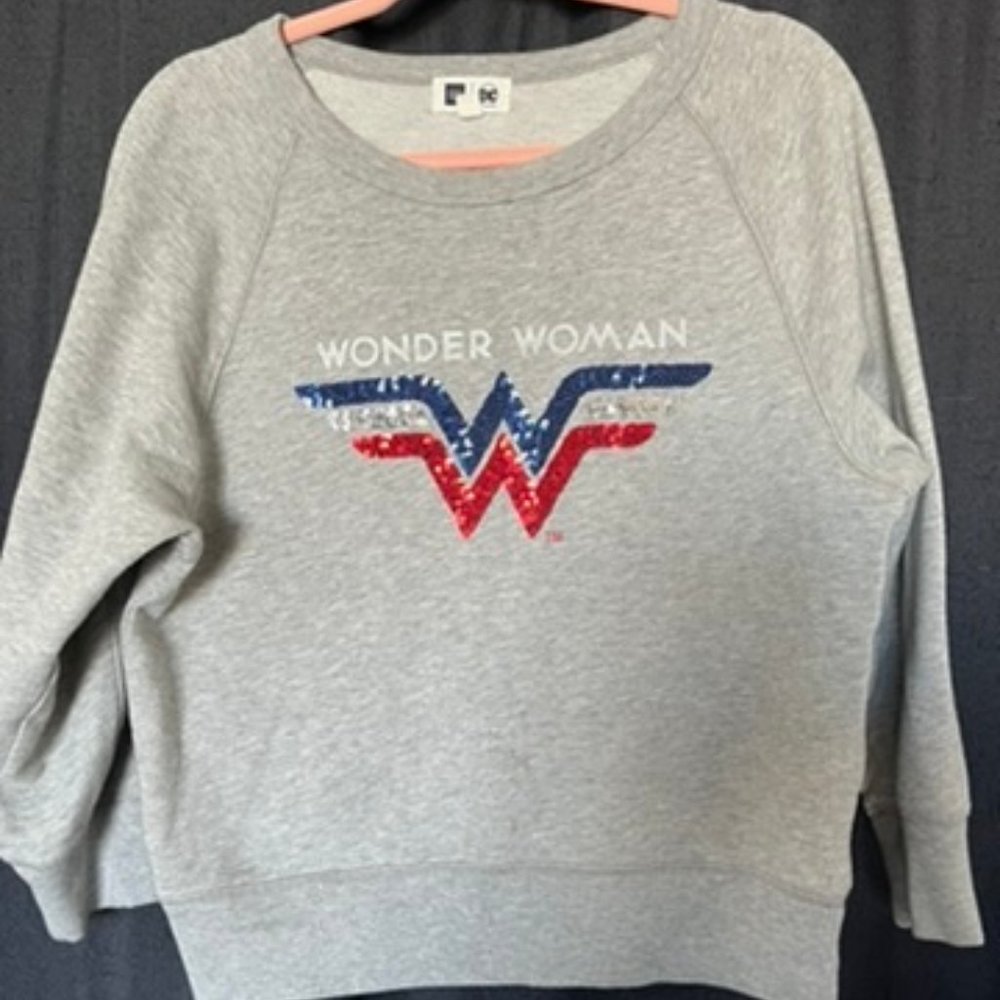 GAP x DC Wonder Woman Sweatshirt